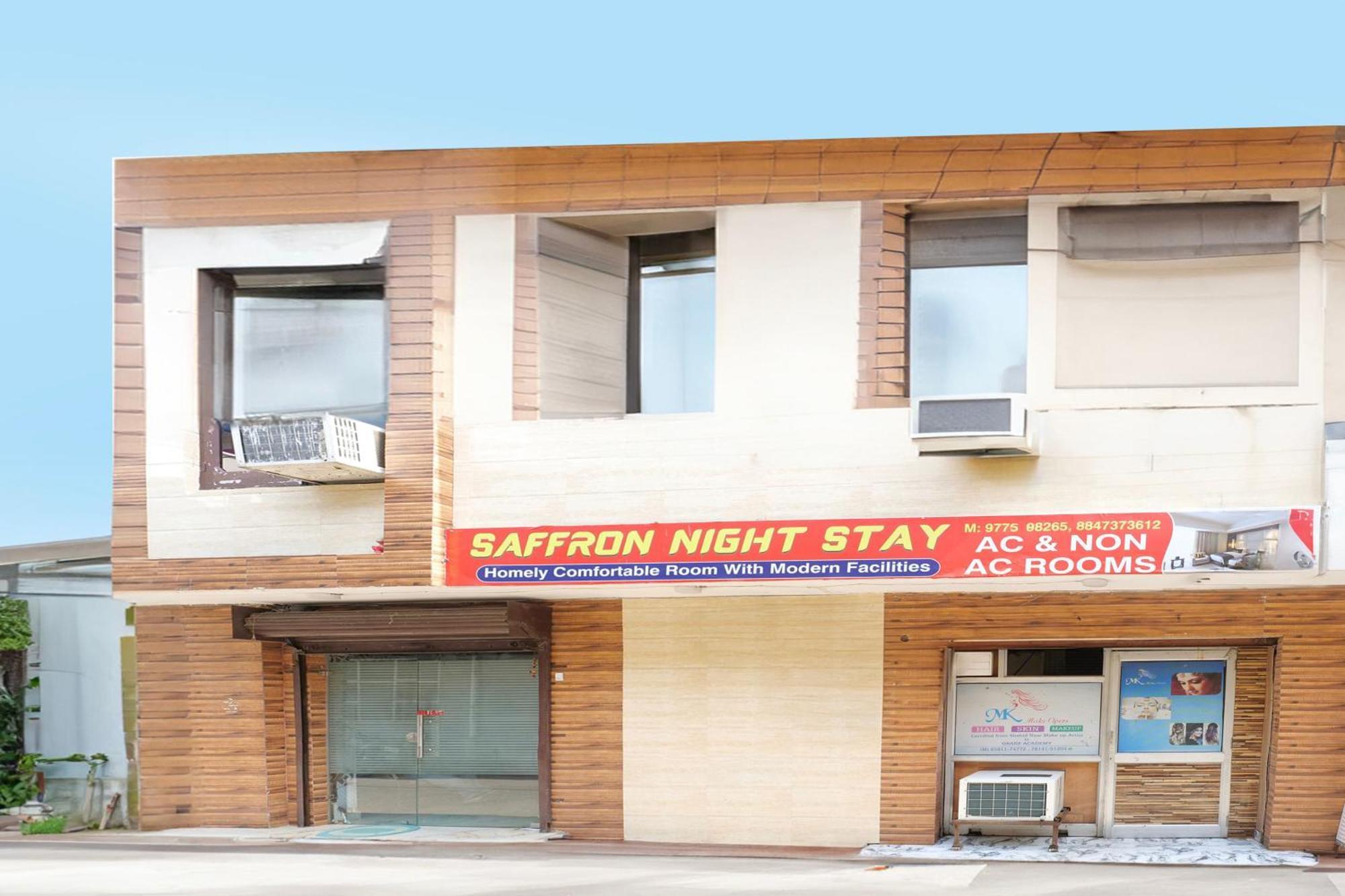 Hotel O Saffron Night Stay Amritszár Kültér fotó