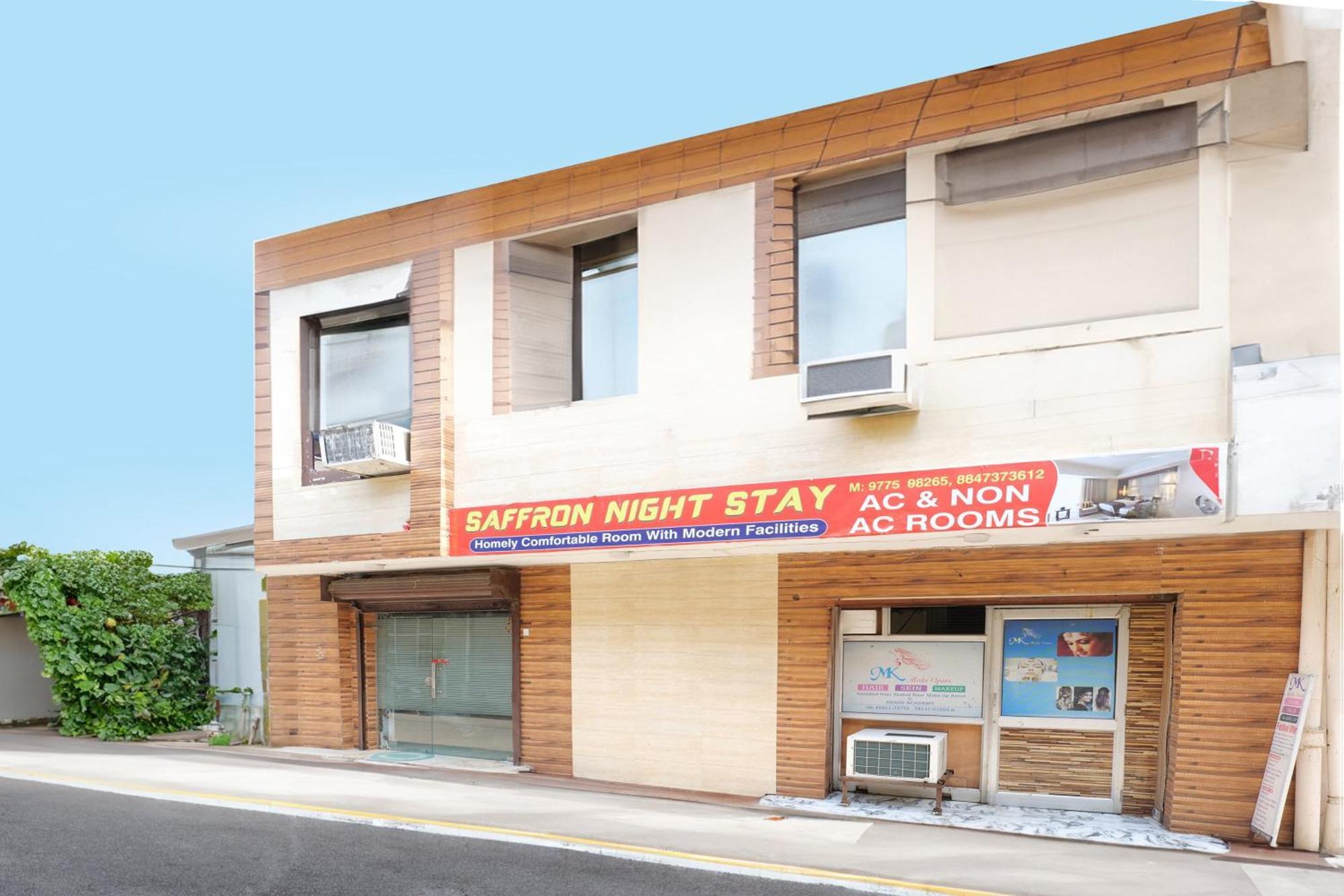 Hotel O Saffron Night Stay Amritszár Kültér fotó